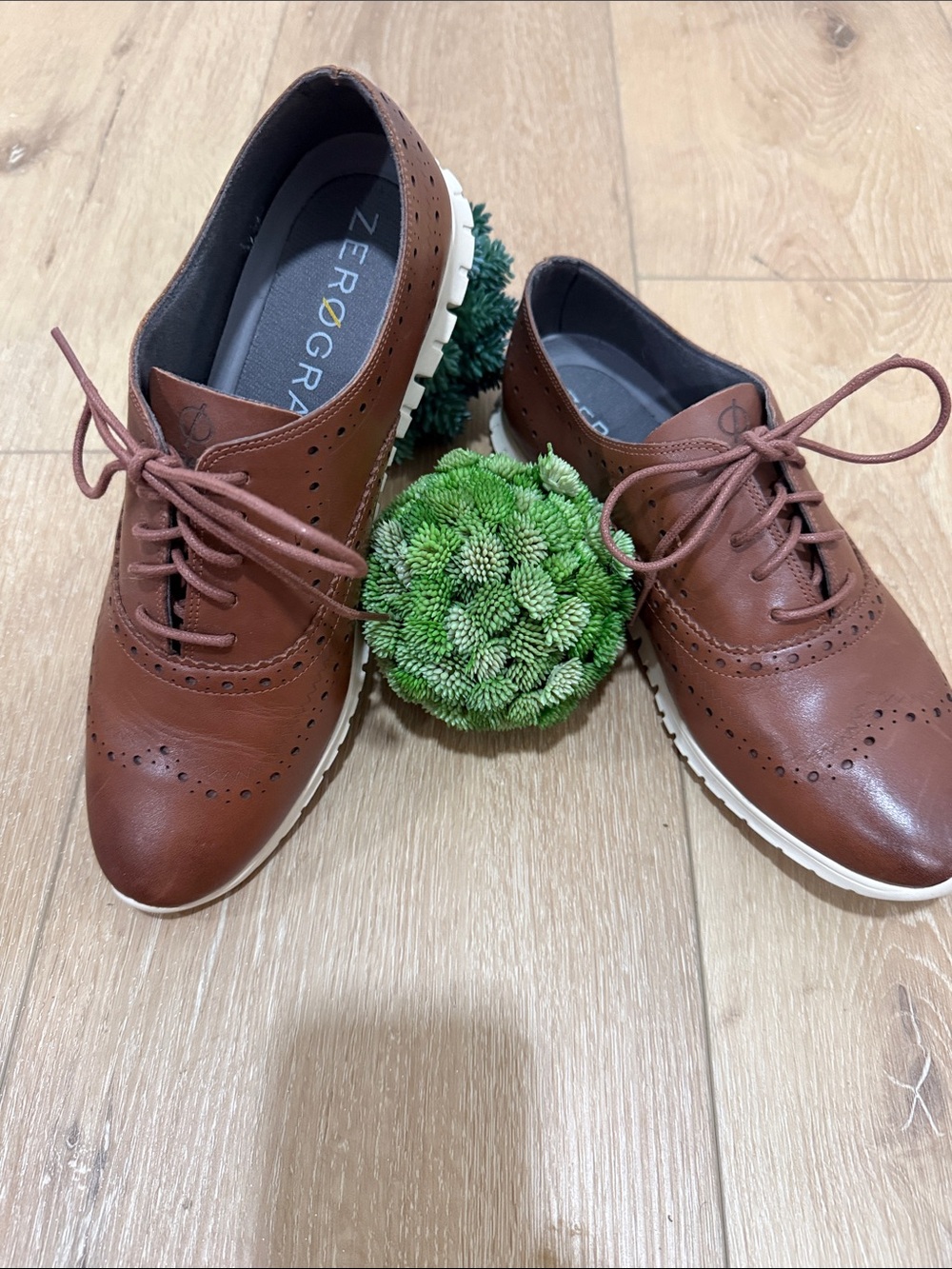 Cole Haan Women’s Zerogrand Brown Leather Wingtip Oxford - 10